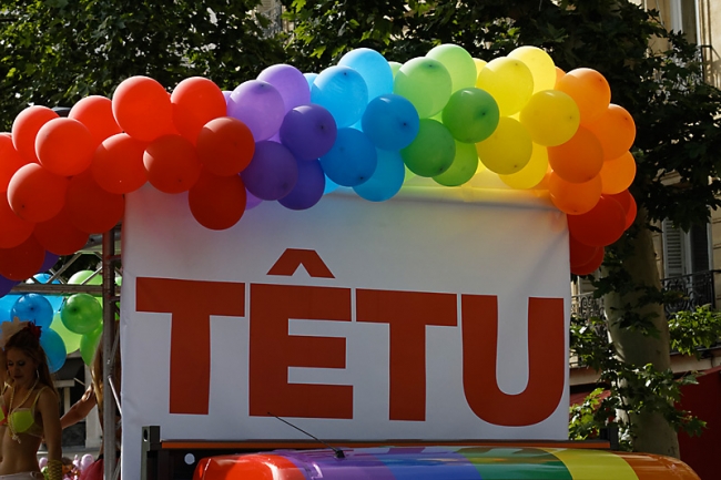 Gay pride Paris JUN13-262